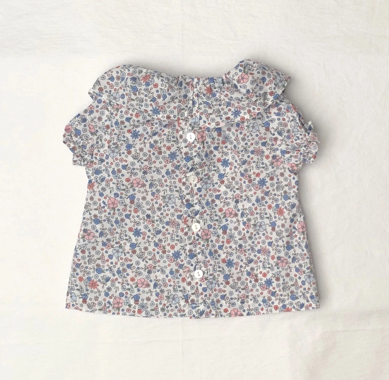 Conjunto Kiabi 1 mes: blusa + short + sombrero – photo 4